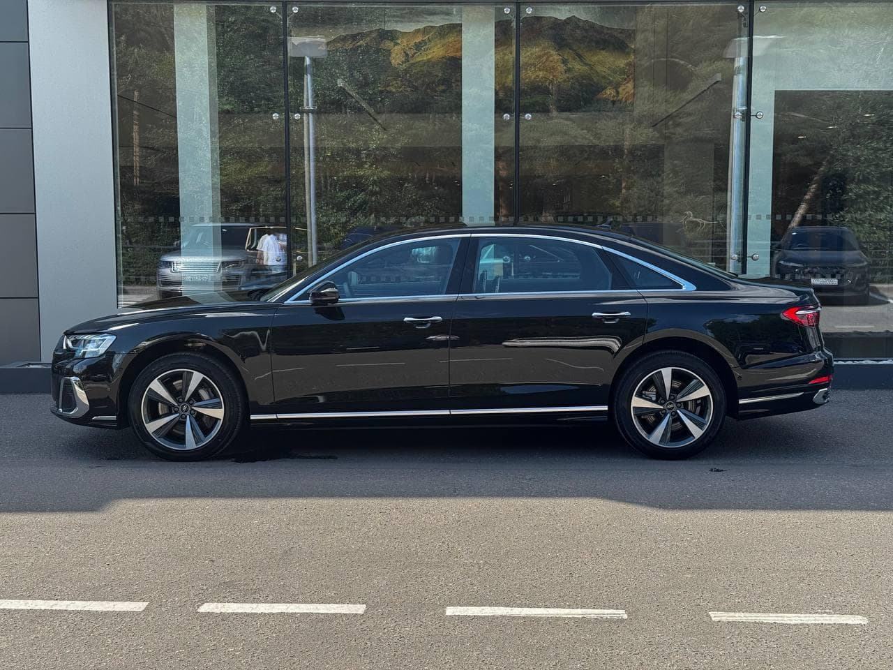 Audi A8 L - 4