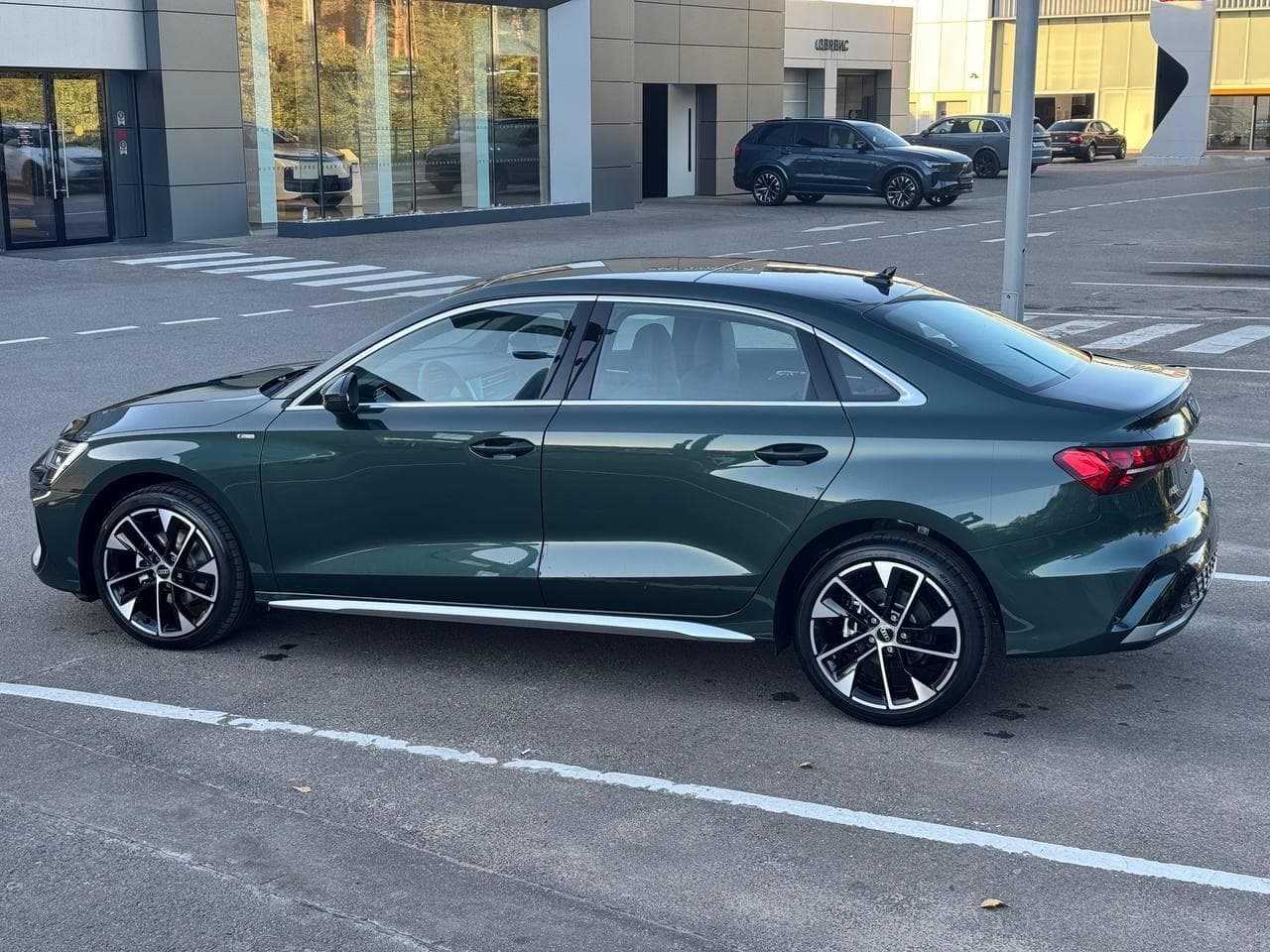 Audi A3 Sedan L - 4